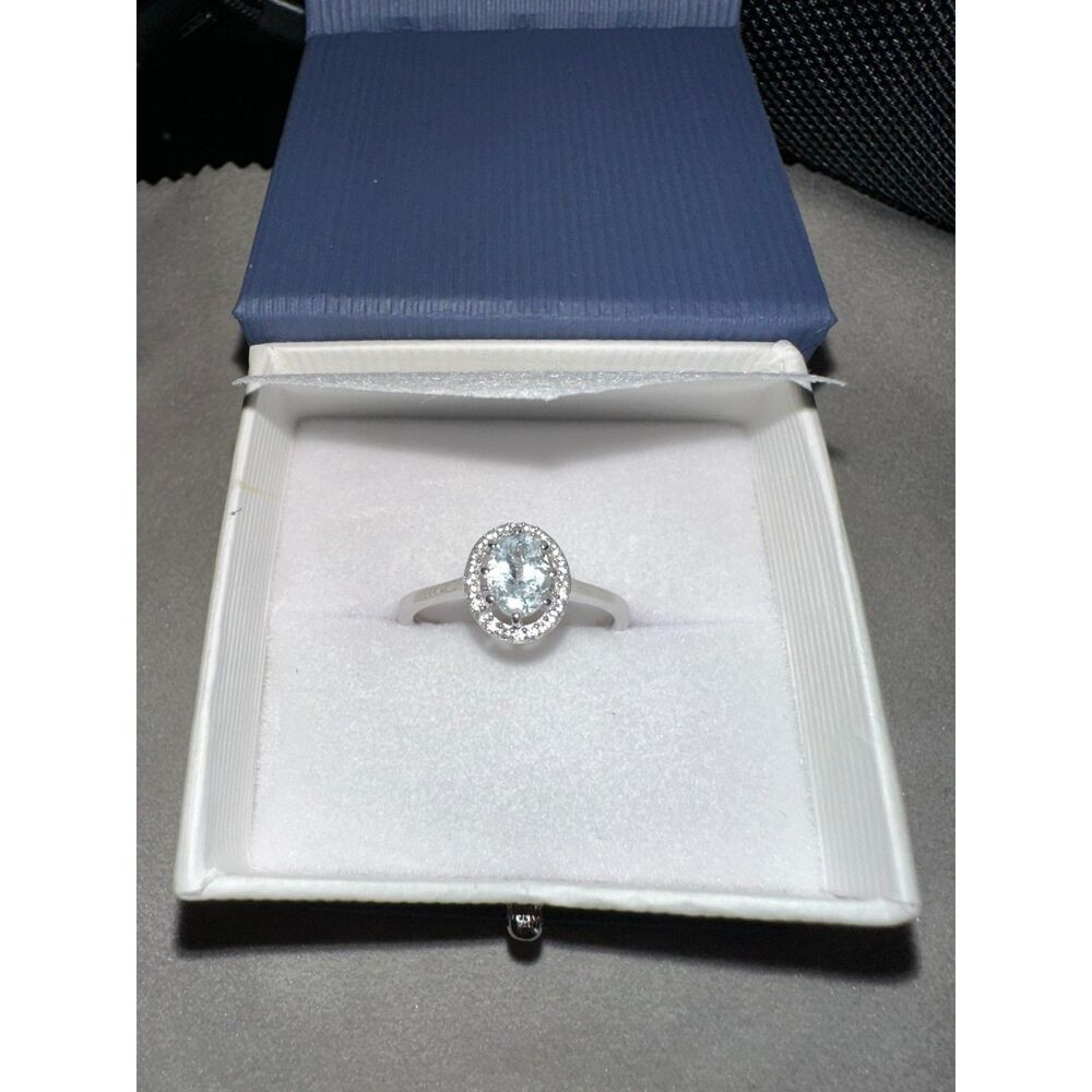 Beautiful Natural Oval Cut Aquamarine and Diamond Cluster